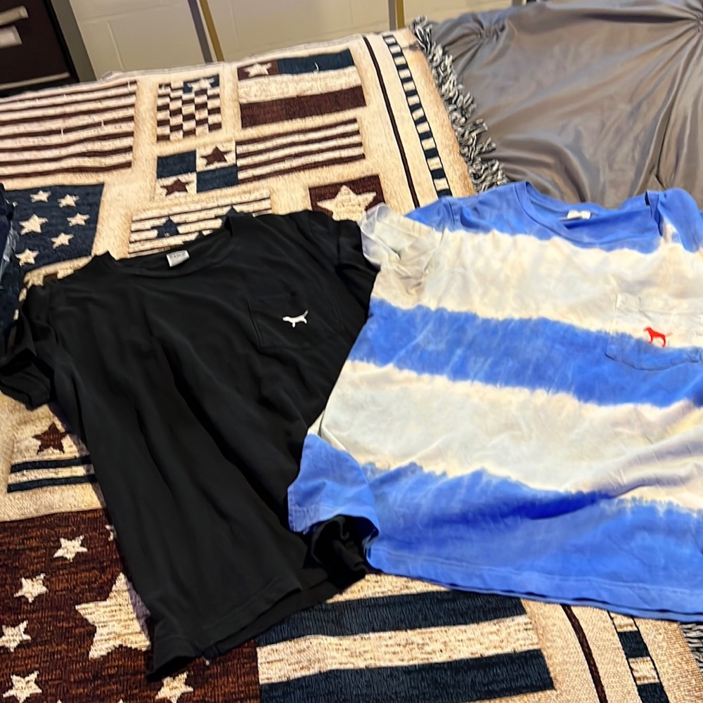 Pink VS tshirt bundle. Both size small